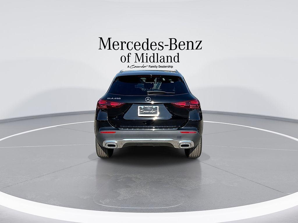 صورة مصغرة 7 لـ 2026 Mercedes-BENZ GLA