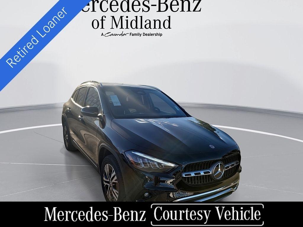 2026 Mercedes-BENZ GLA 照片 1