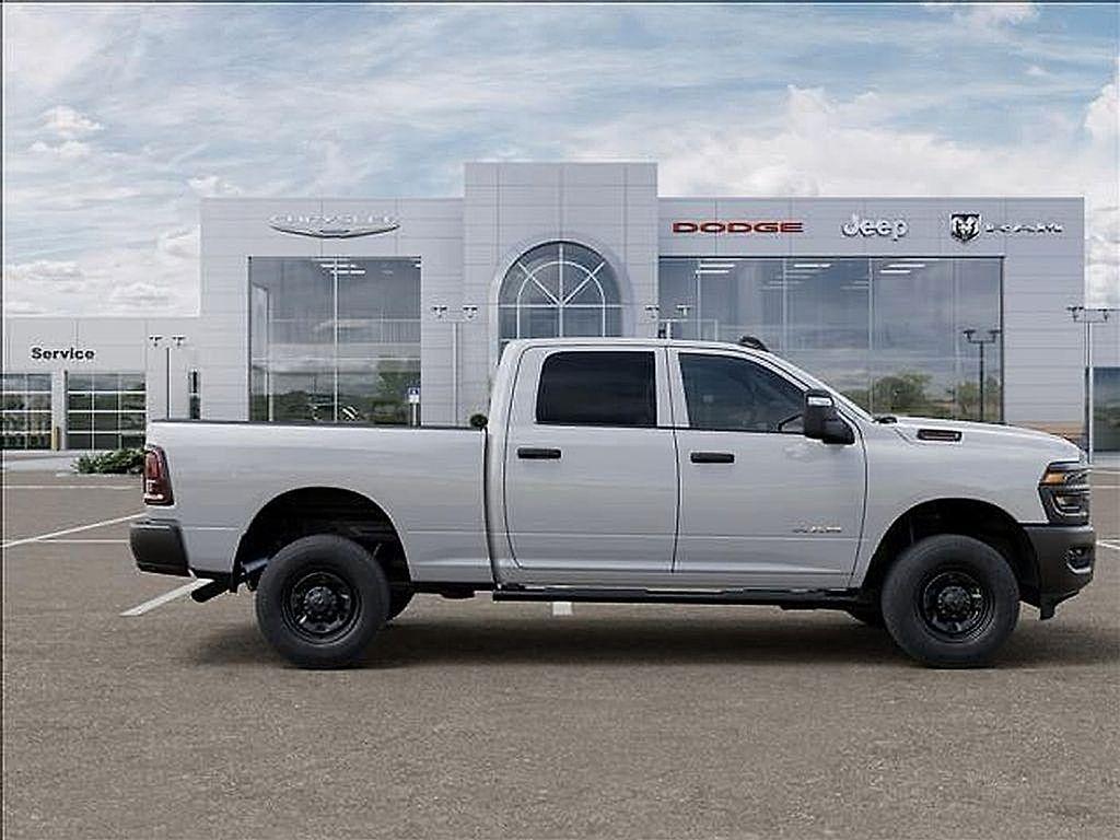 2026 RAM 2500 TRADESMAN — миниатюра 23