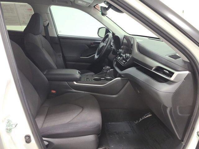 2023 Toyota HIGHLANDER LE 照片 9