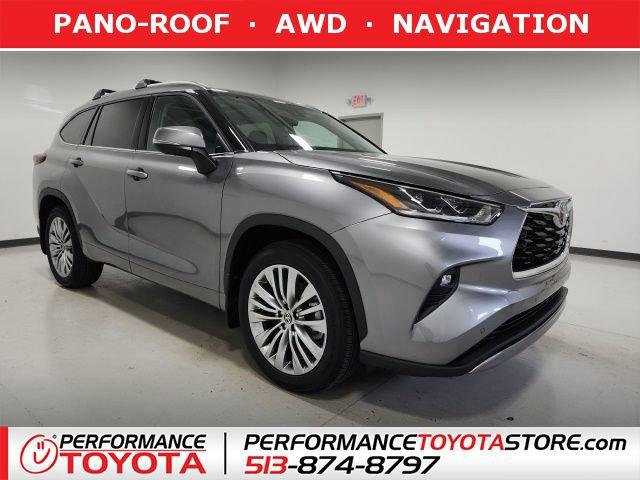 New 2026 Toyota Highlander Platinum