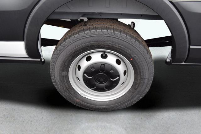 2026 FORD TRANSIT-250 148 WB MEDIUM ROOF CARGO — фото 6