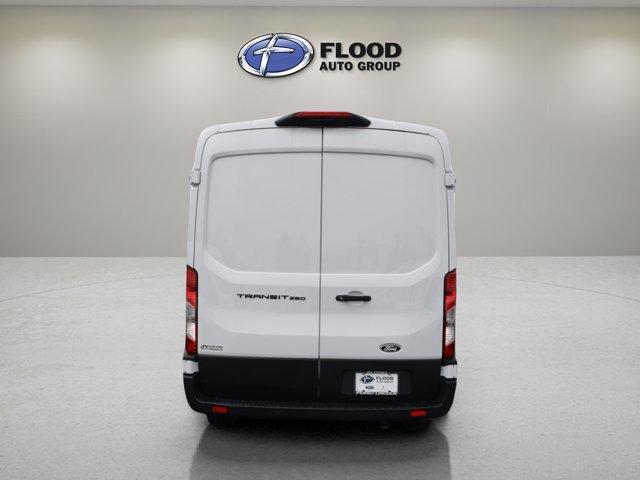 2026 FORD TRANSIT-250 148 WB MEDIUM ROOF CARGO — фото 4