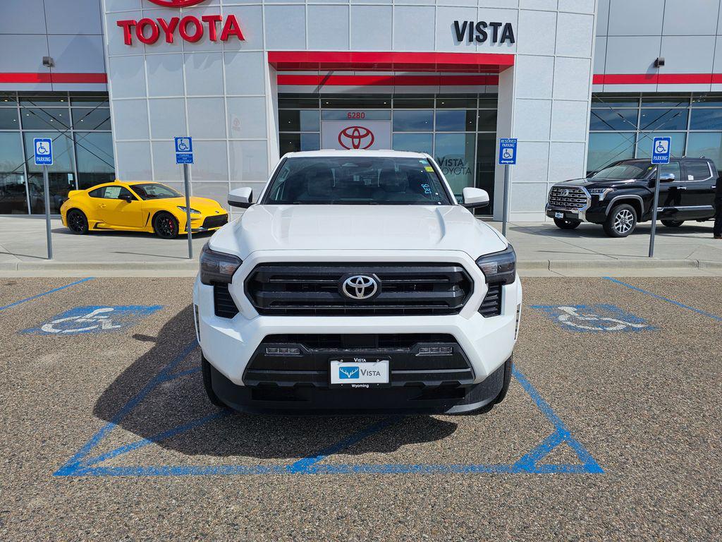 2026 Toyota TACOMA SR5 照片 2