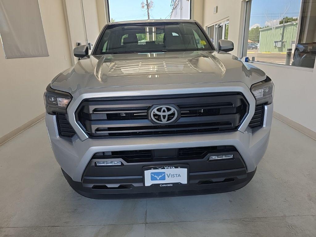 2026 Toyota TACOMA SR5 照片 2