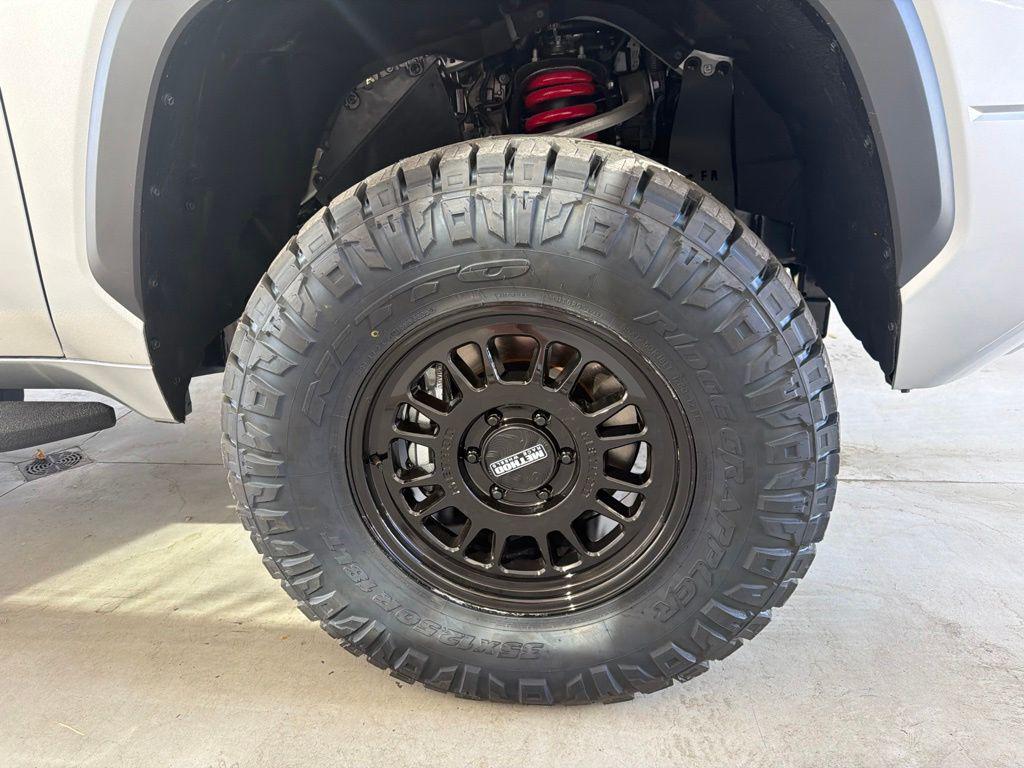 2026 Toyota TUNDRA SR5 照片 8