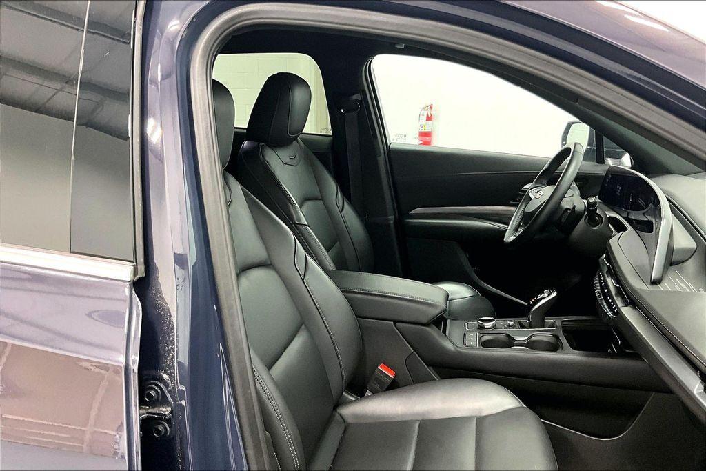 2025 Cadillac XT4 PREMIUM LUXURY 照片 7