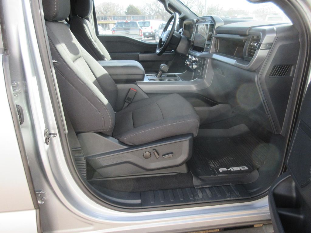 FORD F-150 XLT - 9
