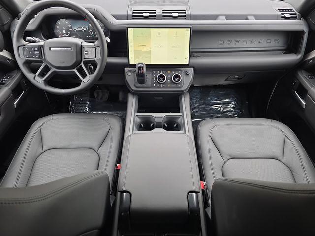 صورة 9 لـ 2026 LAND Rover DEFENDER P400 X-DYNAMIC SE