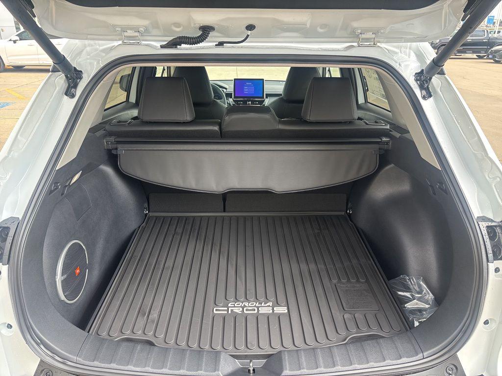 TOYOTA COROLLA CROSS - 9