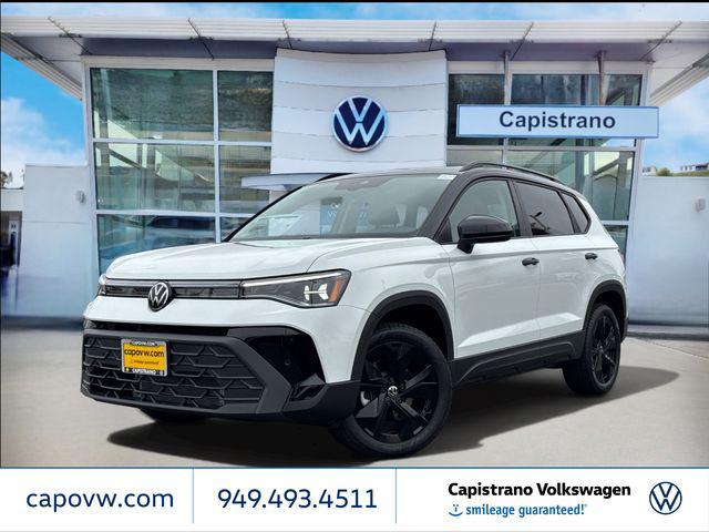 New 2026 Volkswagen Taos SE Black
