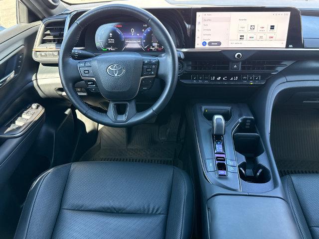2023 Toyota CROWN LIMITED — миниатюра 23