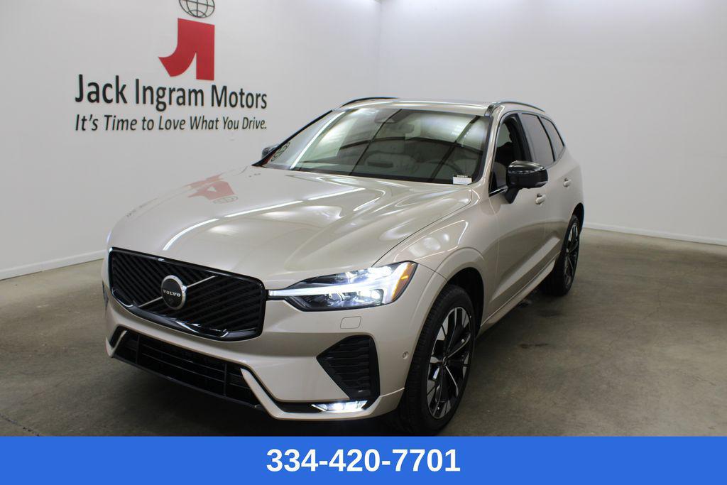 New 2026 Volvo XC60 B5 Plus