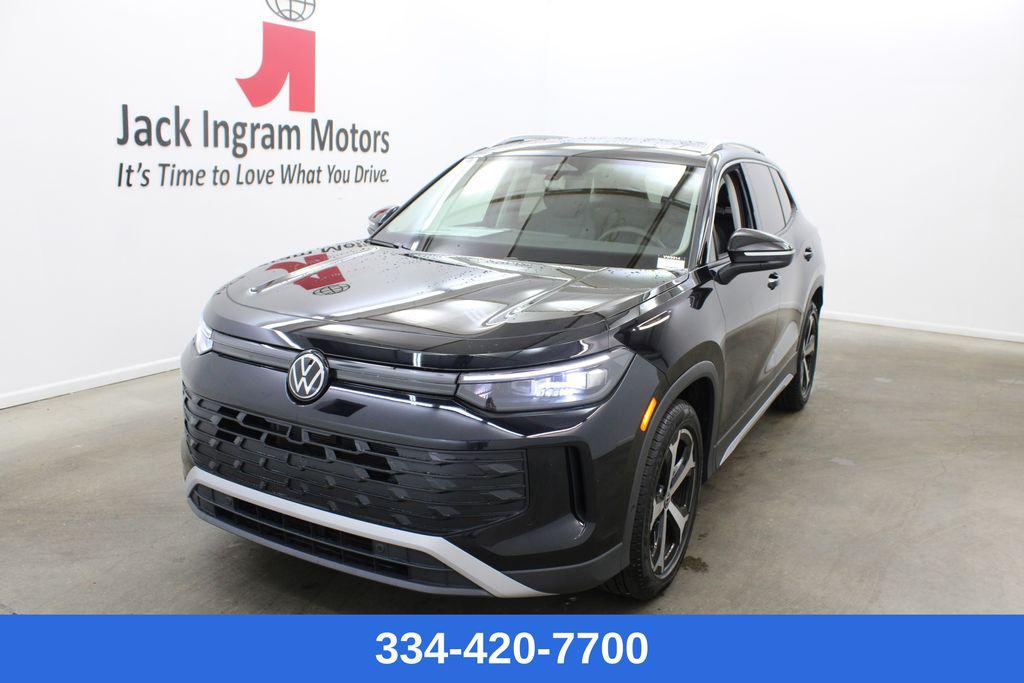 New 2026 Volkswagen Tiguan 2.0T SE
