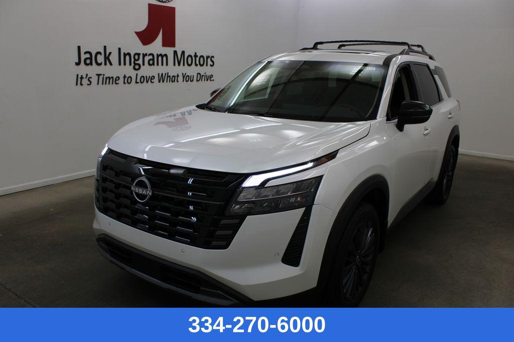 New 2026 Nissan Pathfinder SL