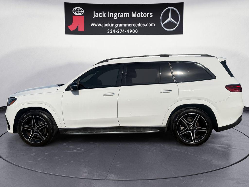 MERCEDES-BENZ GLS - 2