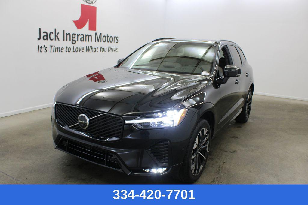 New 2026 Volvo XC60 B5 Plus