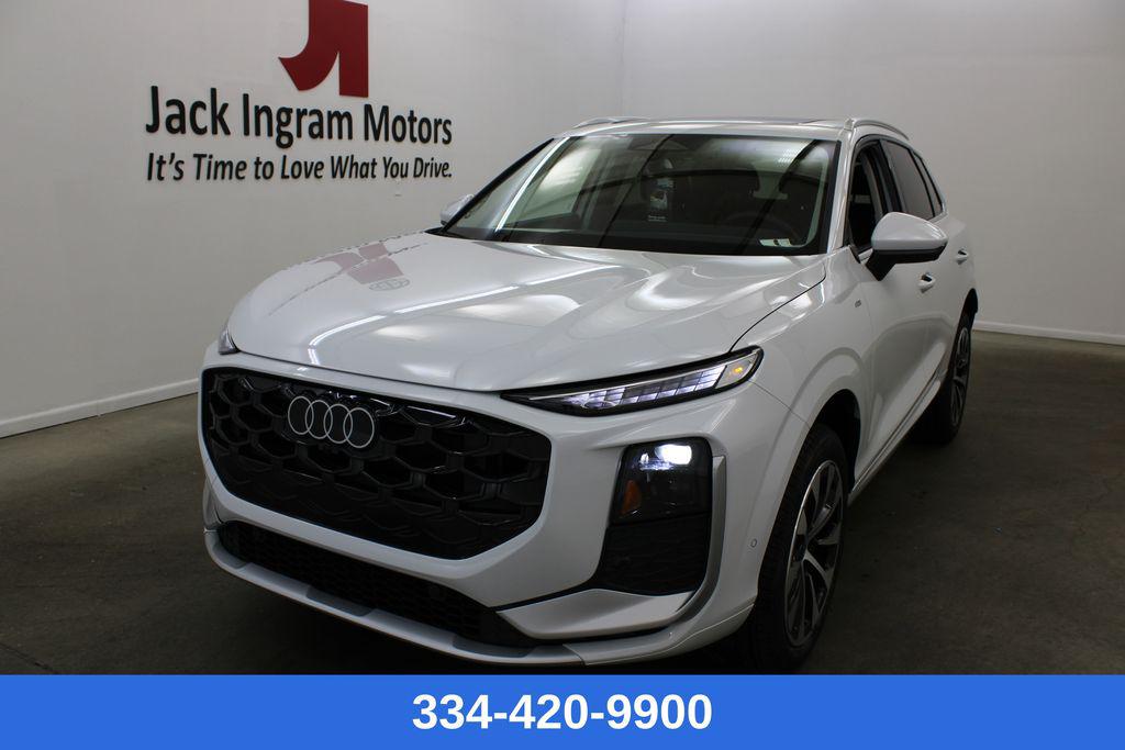 New 2026 Audi Q3 TFSI quattro S tronic