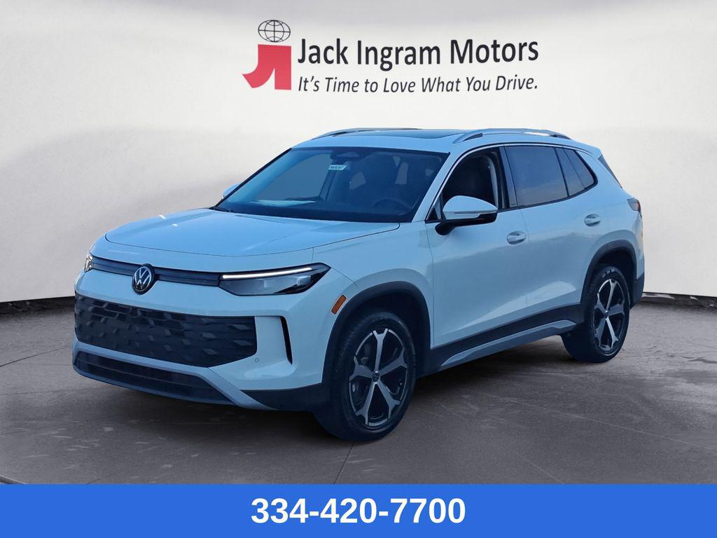 New 2025 Volkswagen Tiguan 2.0T SE 4MOTION