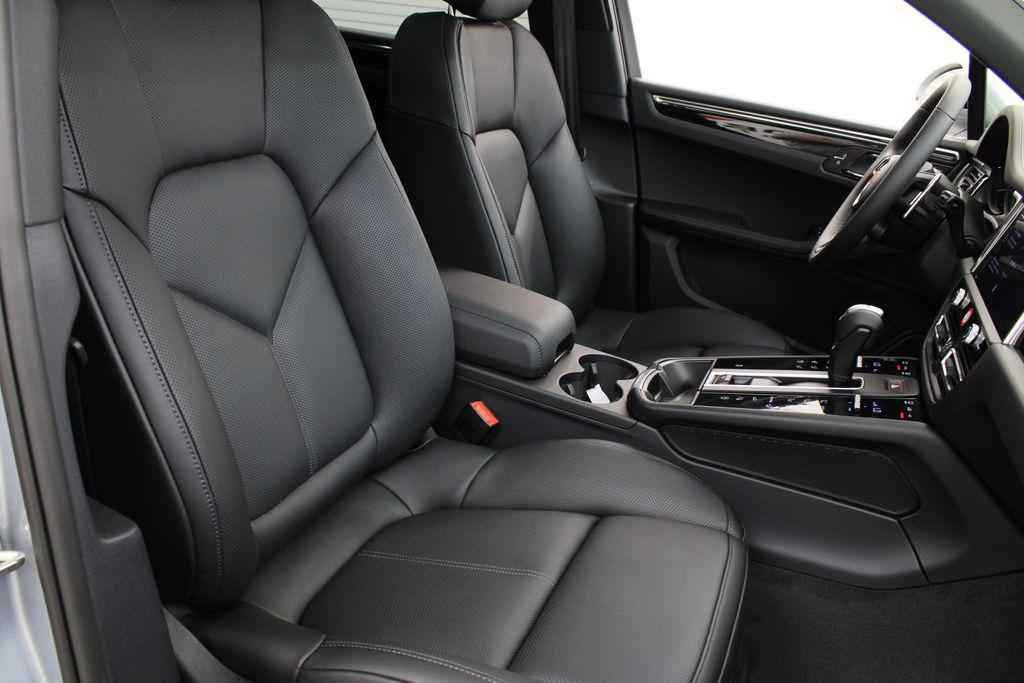 2026 Porsche MACAN 缩略图 29