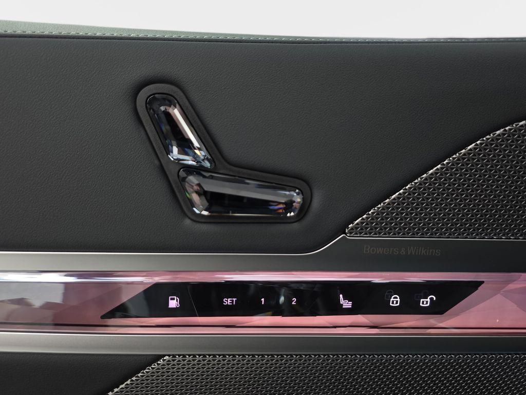 صورة مصغرة 28 لـ 2026 BMW 750E XDRIVE