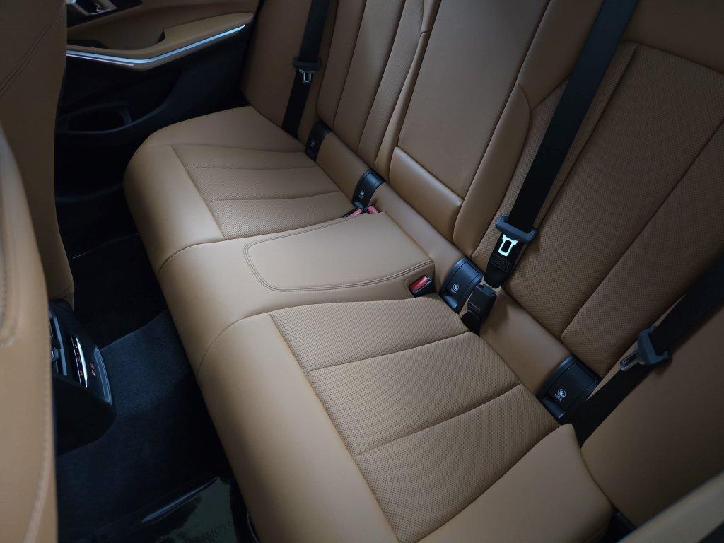 صورة مصغرة 16 لـ 2026 BMW 330 I XDRIVE