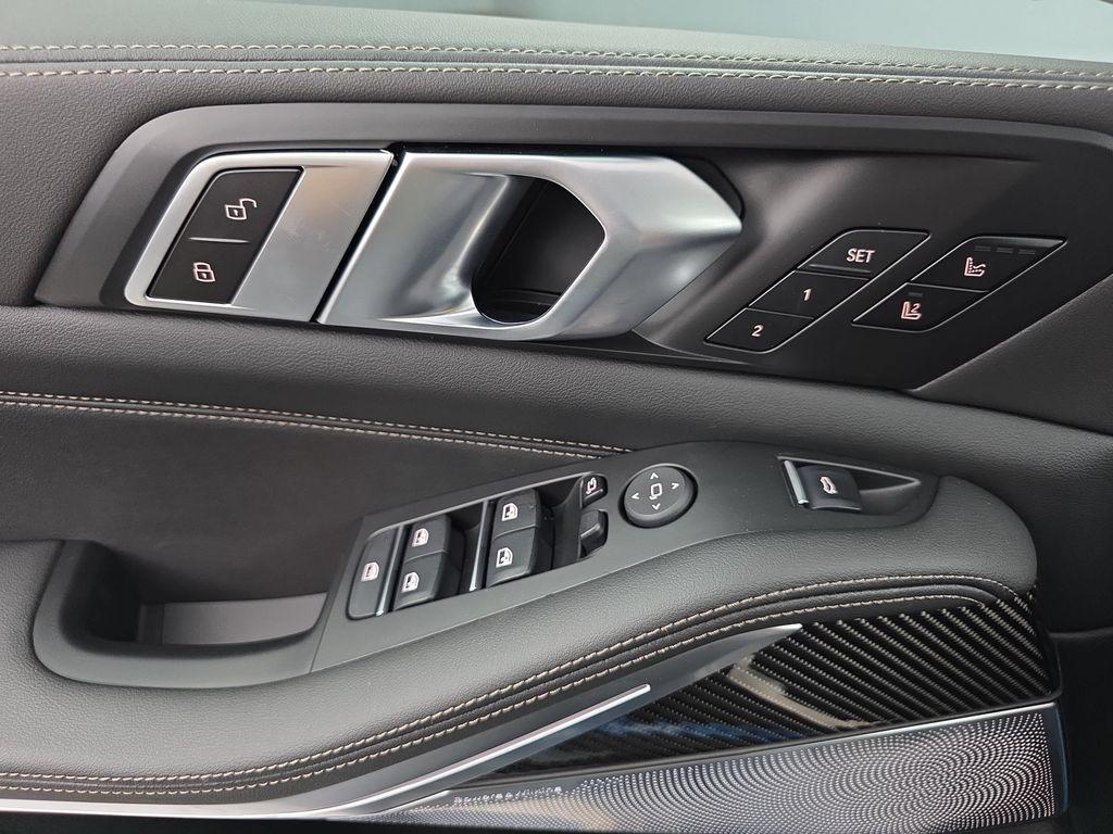 2026 BMW X5 M60I thumbnail 27