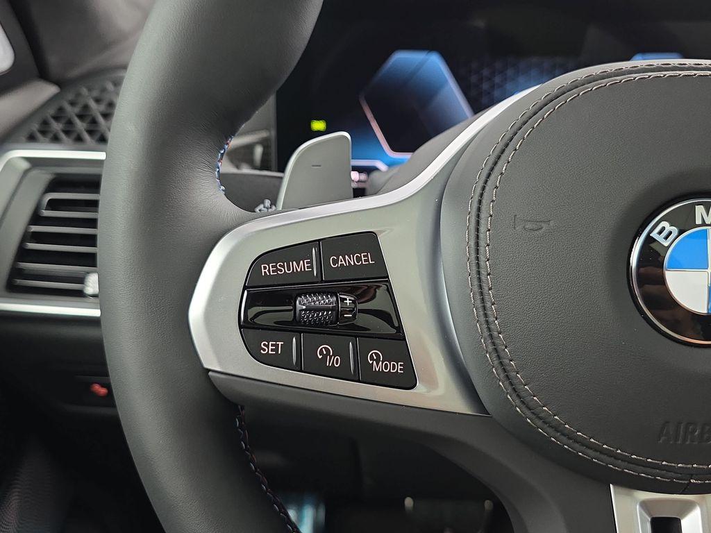 2026 BMW X5 M60I thumbnail 17