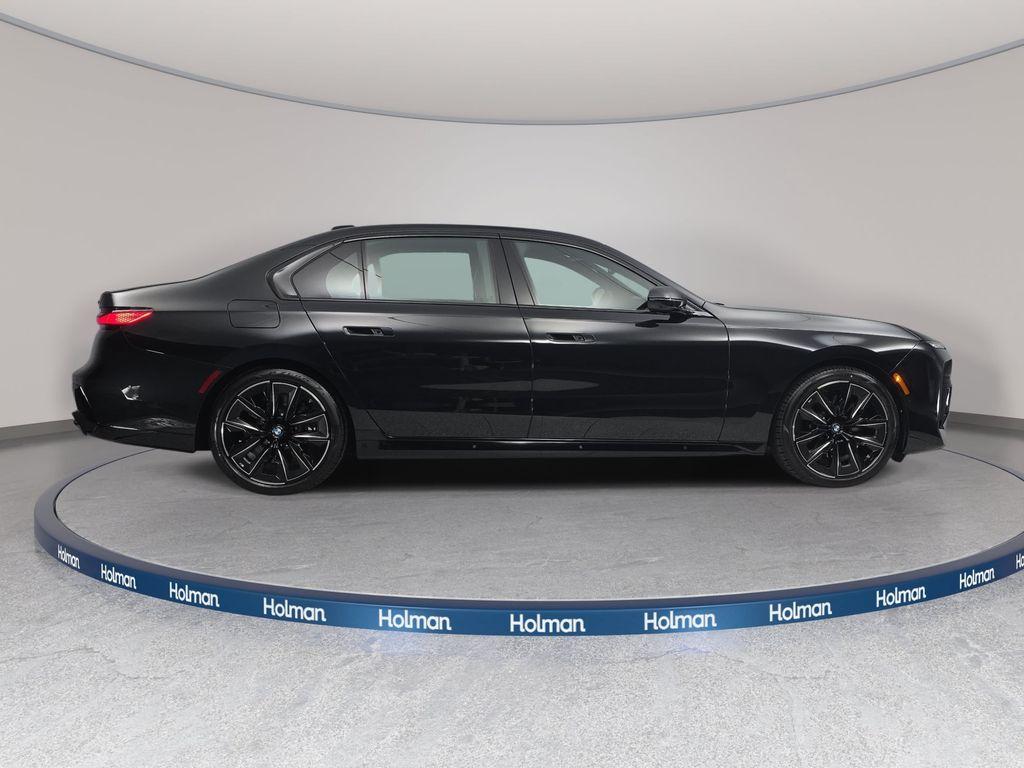 صورة مصغرة 4 لـ 2026 BMW 760 760I XDRIVE