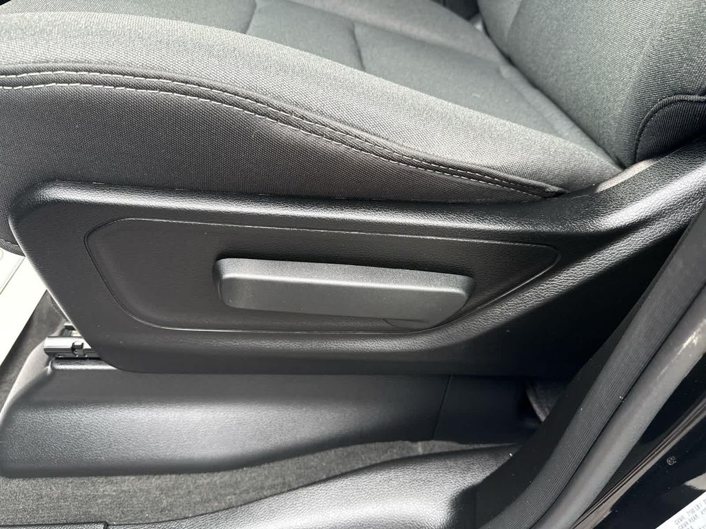 2024 RAM 1500 TRADESMAN 缩略图 14
