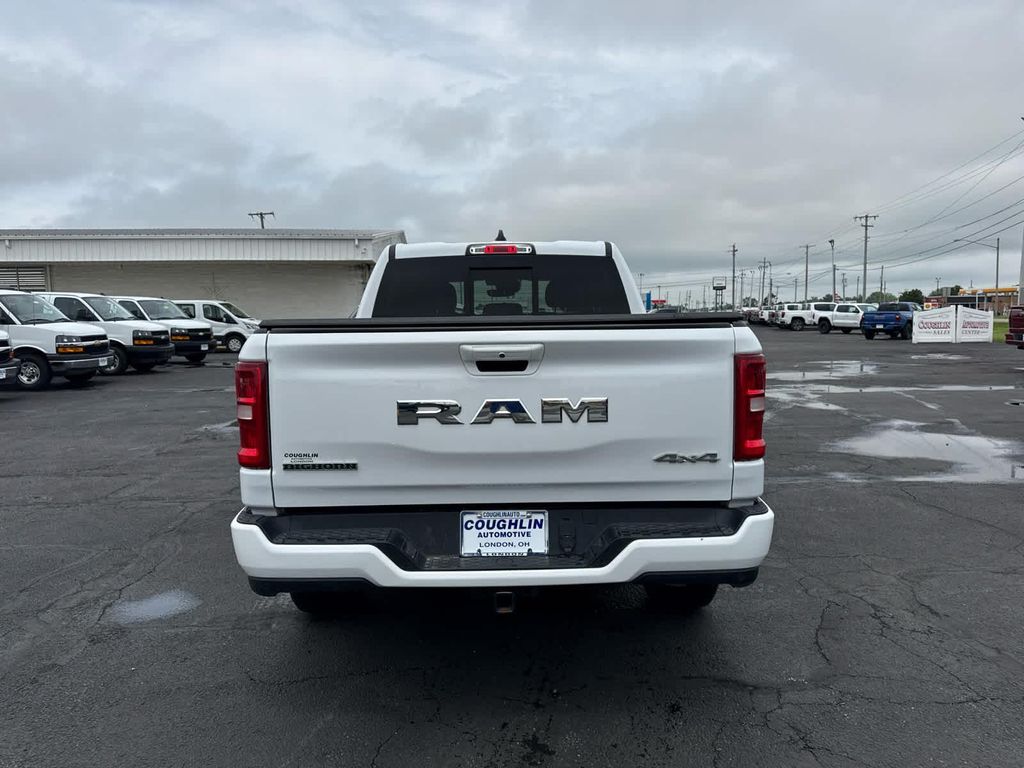 صورة 4 لـ 2025 RAM 1500 BIG HORN/LONE STAR