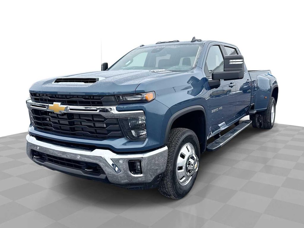 New 2026 Chevrolet Silverado 3500 LT