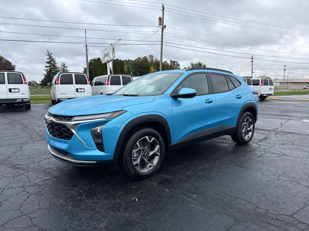 New 2026 Chevrolet Trax LT