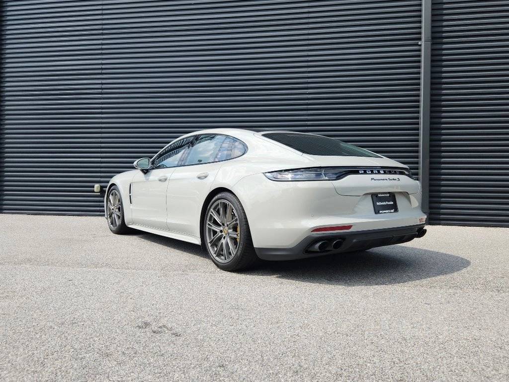 2023 Porsche PANAMERA 照片 3