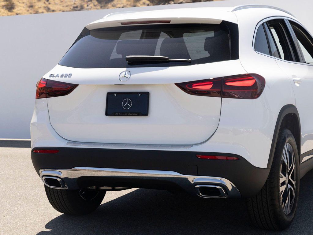 صورة مصغرة 11 لـ 2026 Mercedes-BENZ GLA