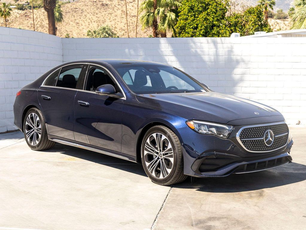 MERCEDES-BENZ E-CLASS - 2