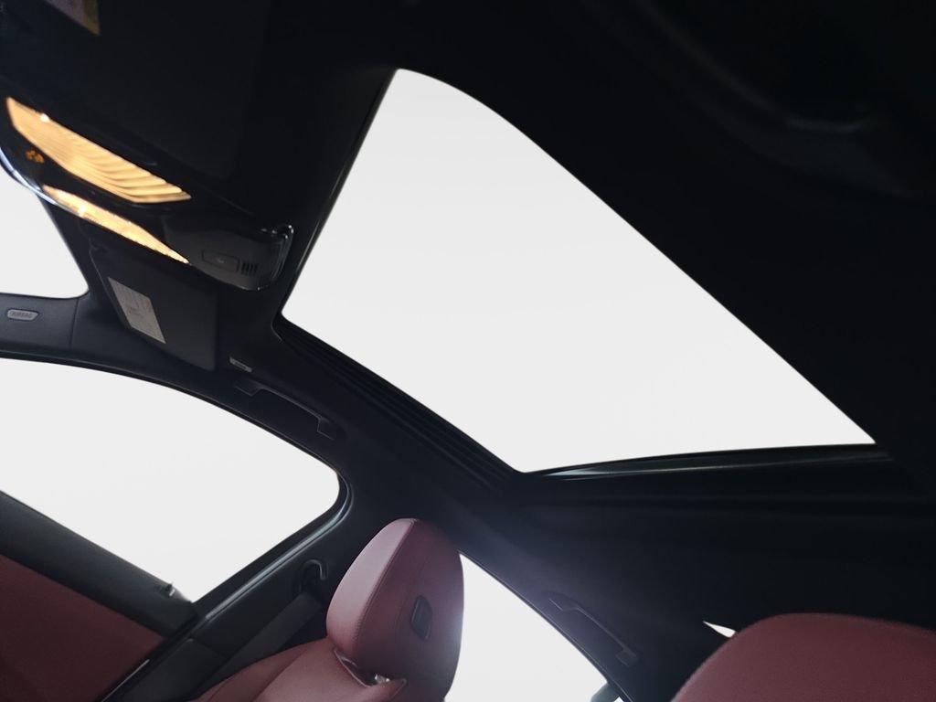 2026 BMW 330 I NA — миниатюра 20
