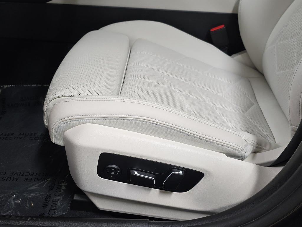 صورة مصغرة 28 لـ 2026 BMW 530 I