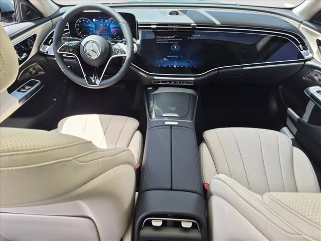 2026 Mercedes-BENZ E-CLASS 缩略图 13
