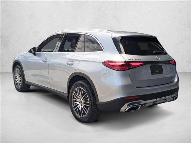 MERCEDES-BENZ GLC - 8