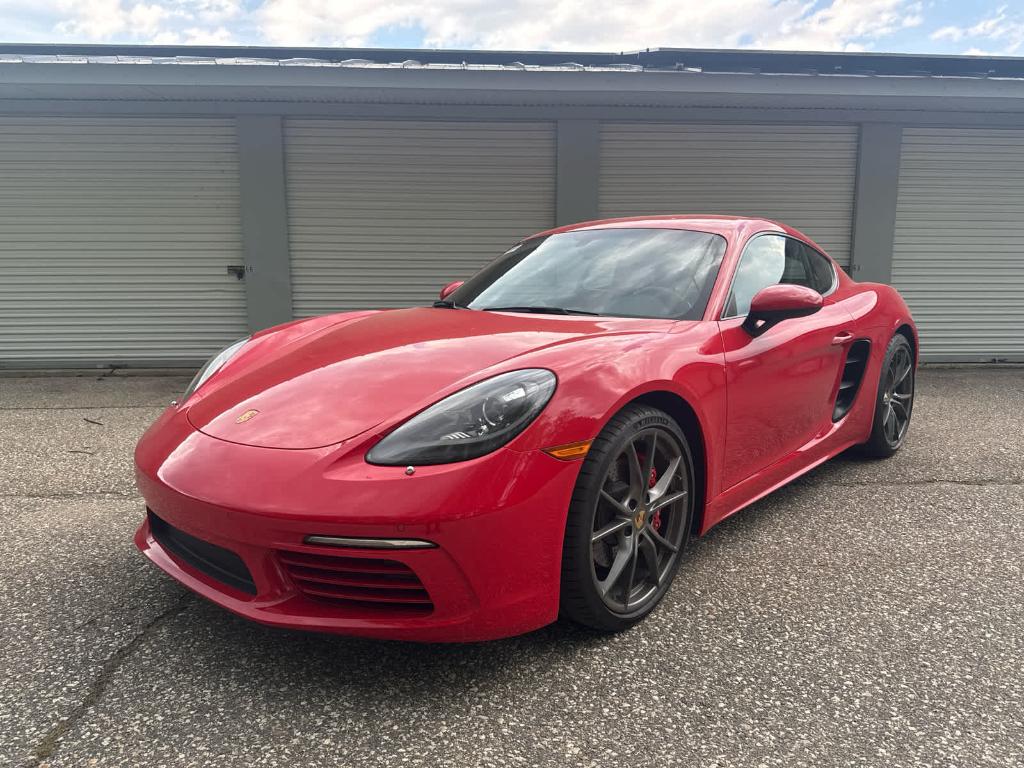 2024 Porsche 718 Cayman
