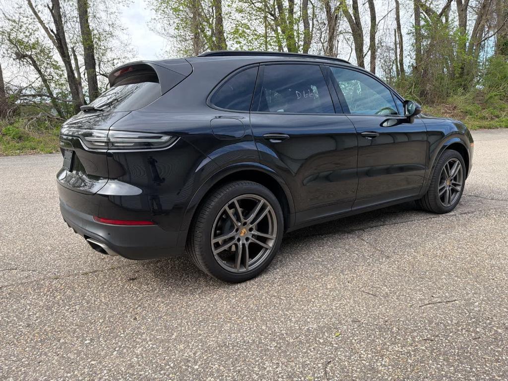 PORSCHE CAYENNE - 5