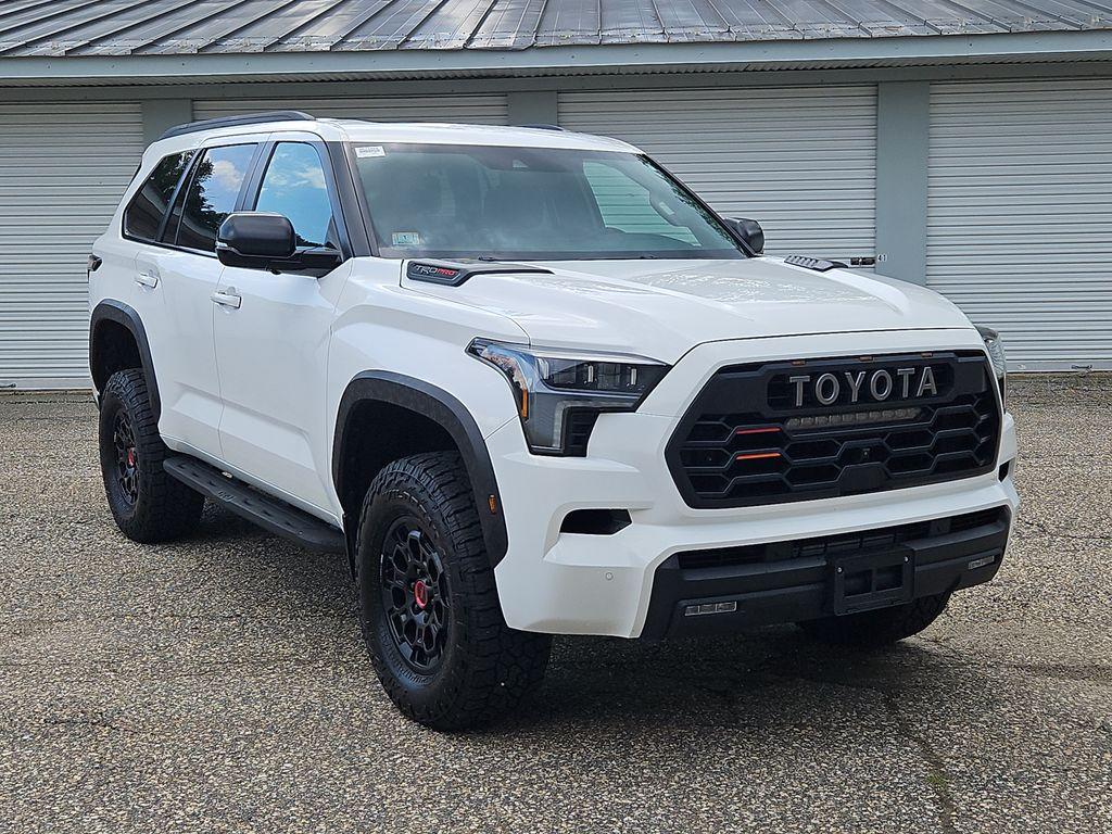2025 Toyota SEQUOIA TRD PRO — фото 9