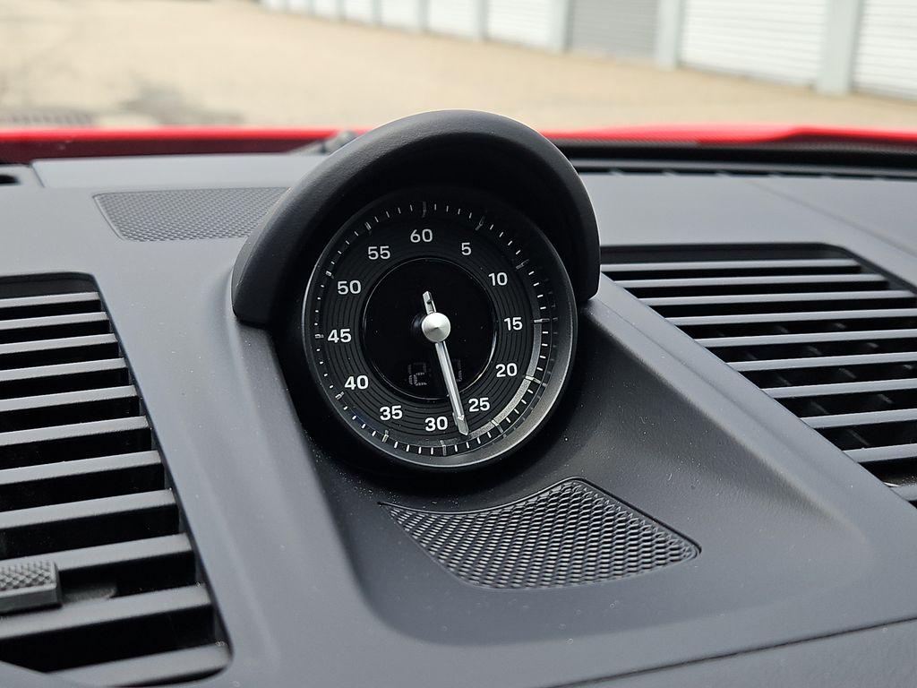 صورة مصغرة 18 لـ 2021 Porsche 911 TARGA 4S