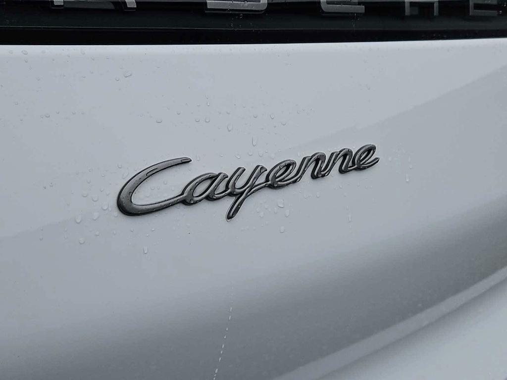 PORSCHE CAYENNE - 5