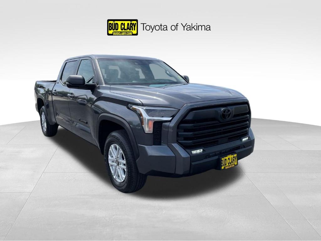 New 2026 Toyota Tundra SR5