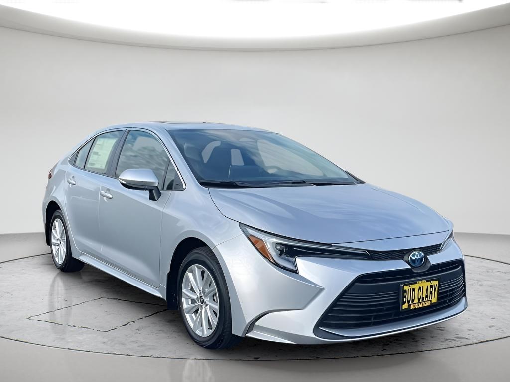 New 2025 Toyota Corolla LE