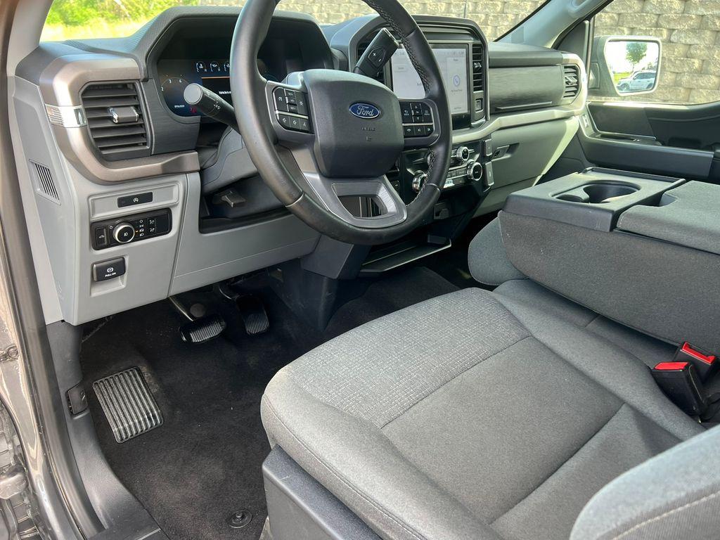 صورة مصغرة 17 لـ 2025 FORD F-150 XLT