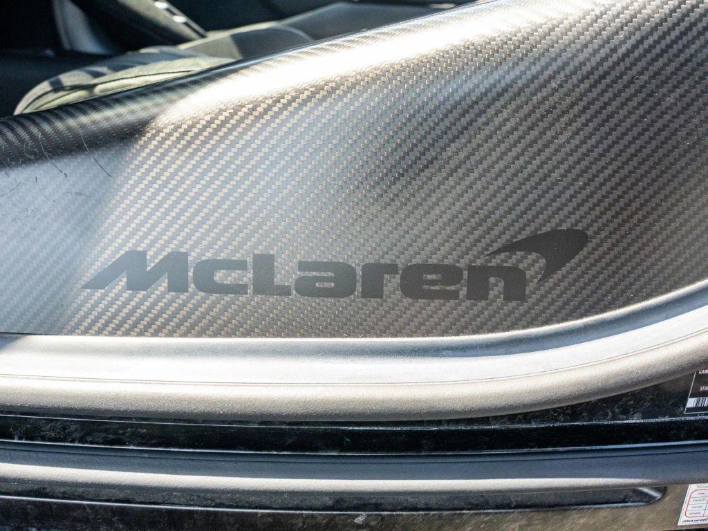 صورة 36 لـ 2020 Mclaren 720S BASE