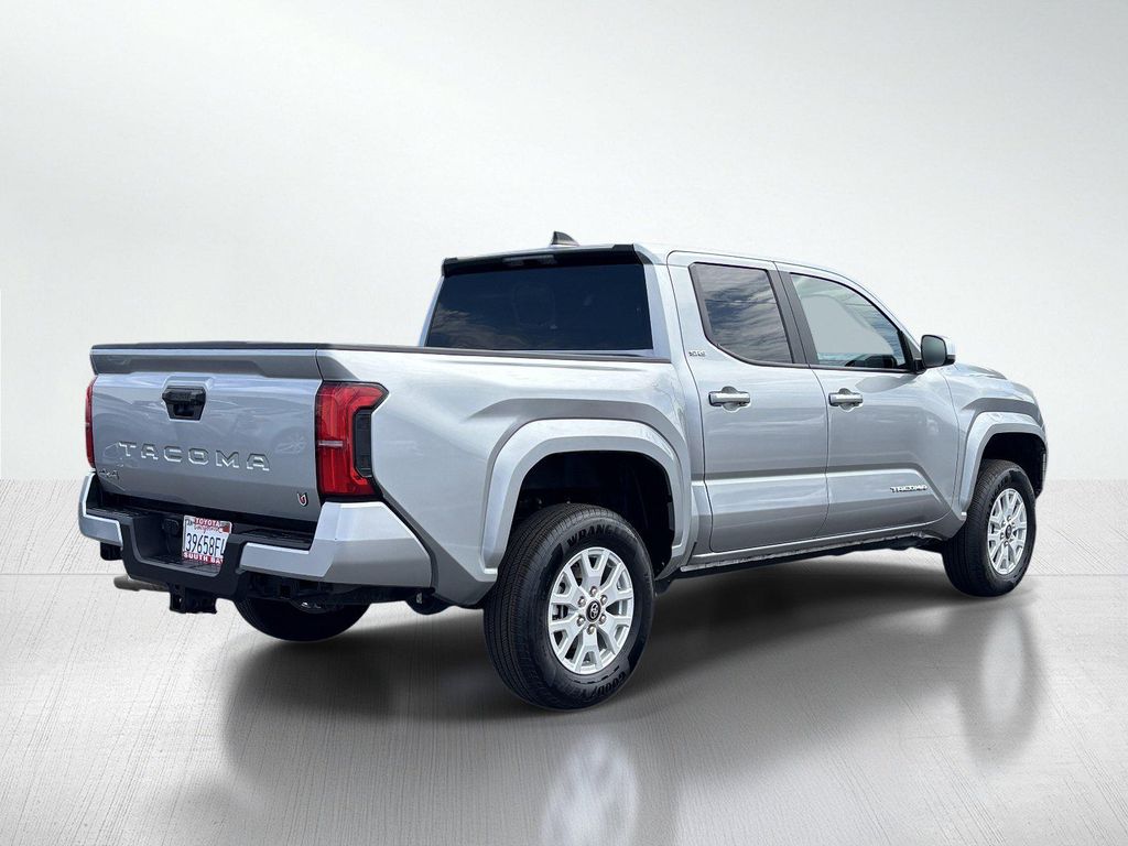 صورة 3 لـ 2025 Toyota TACOMA SR5